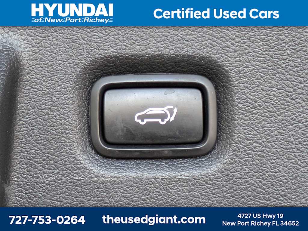Thumbnail: 2022 Hyundai Santa Fe - 13