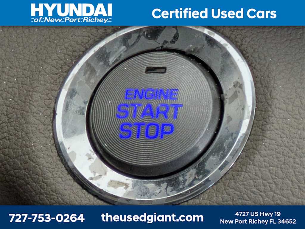 Thumbnail: 2017 Hyundai Elantra - 29