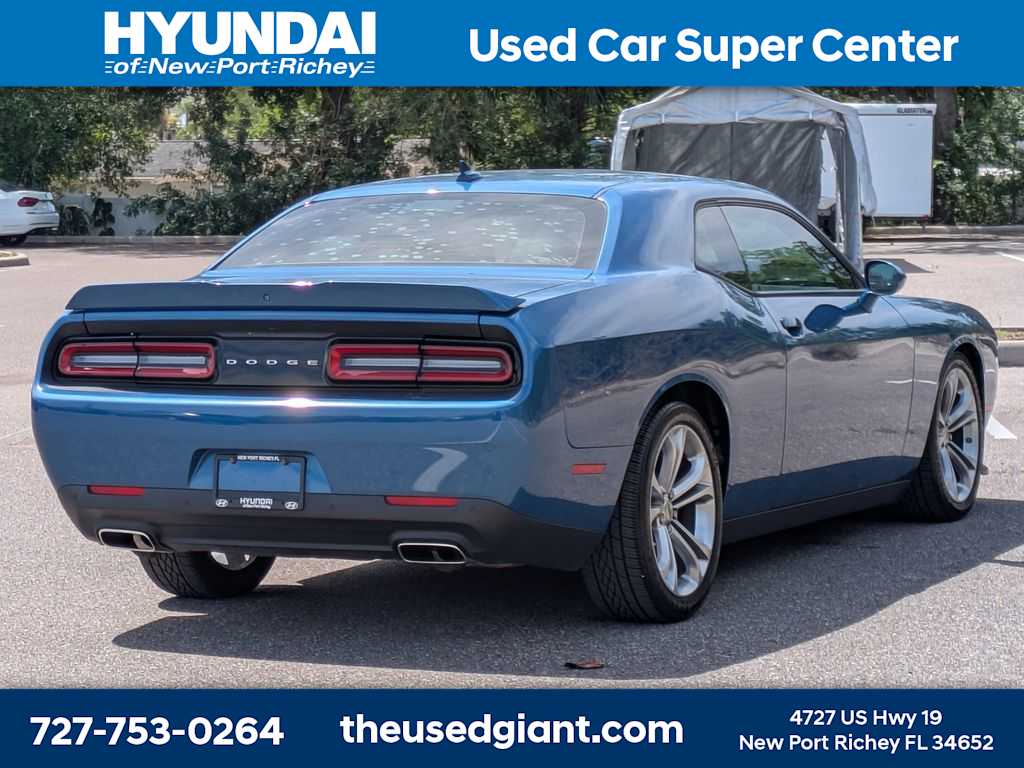 Thumbnail: 2022 Dodge Challenger - 5