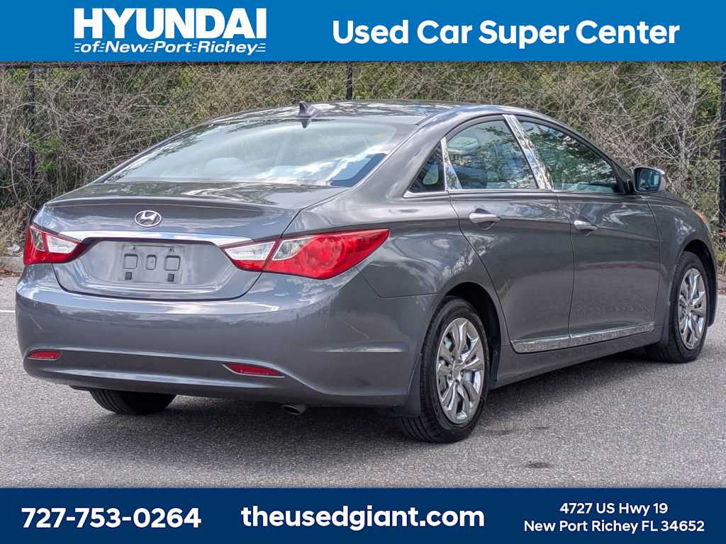 Thumbnail: 2012 Hyundai Sonata - 5