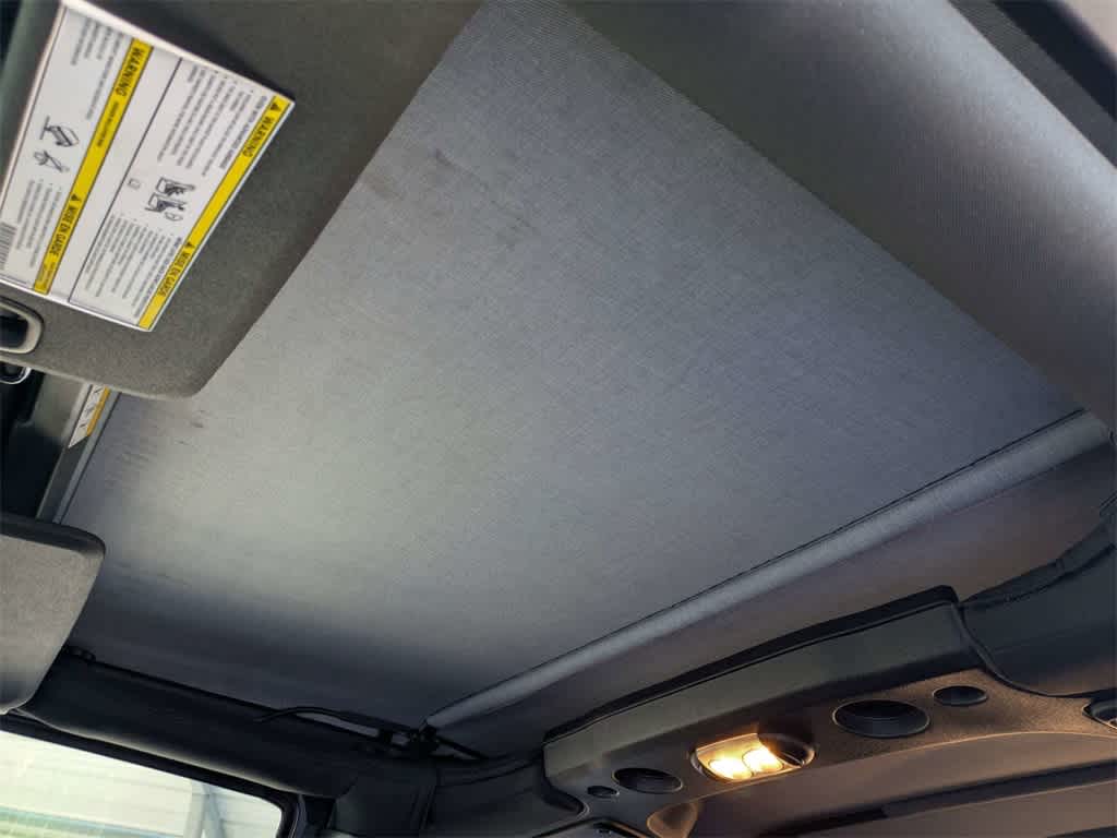 Thumbnail: 2016 Jeep Wrangler - 22