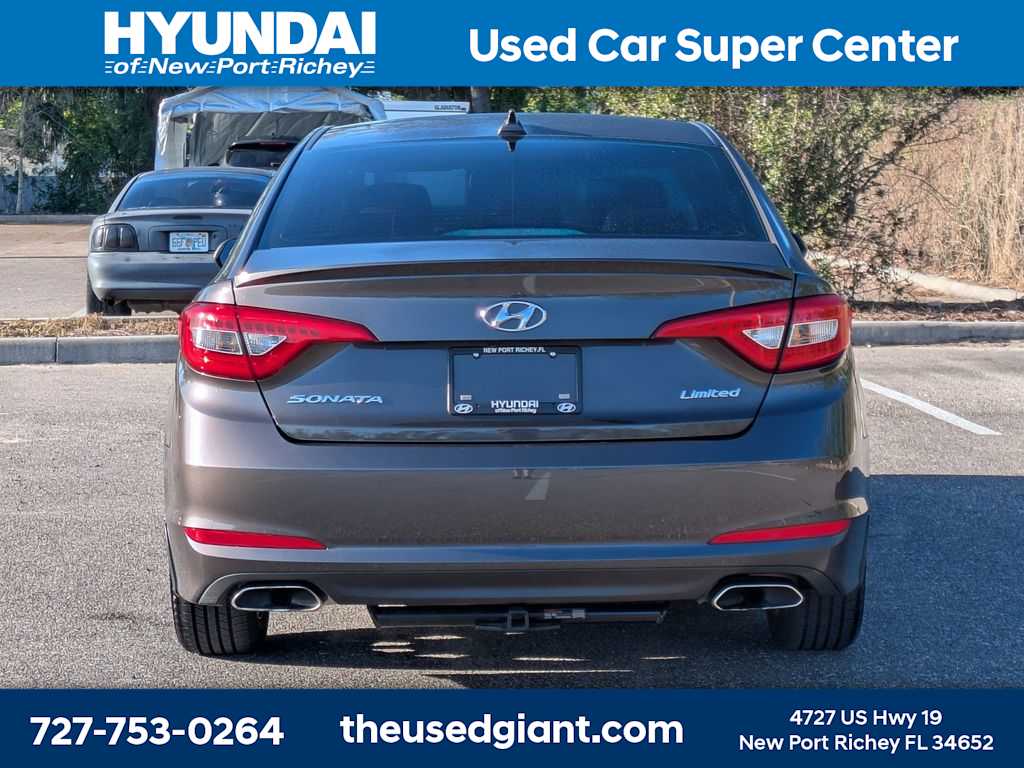 Thumbnail: 2017 Hyundai Sonata - 4