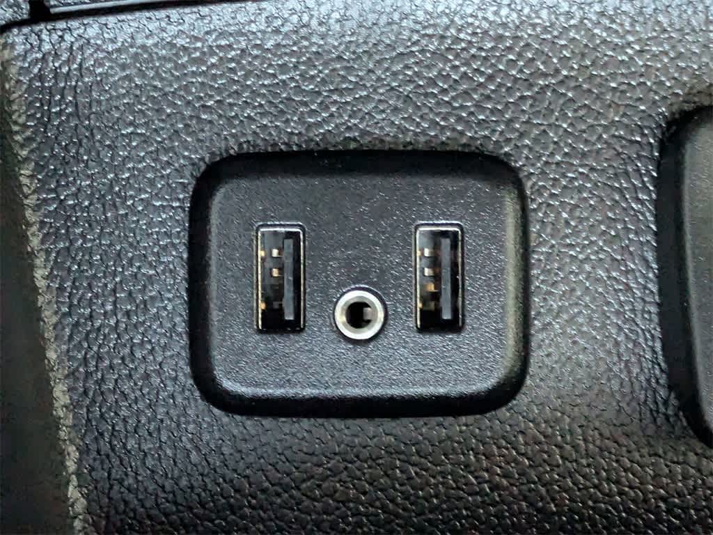 Thumbnail: 2019 Chevrolet Cruze - 24