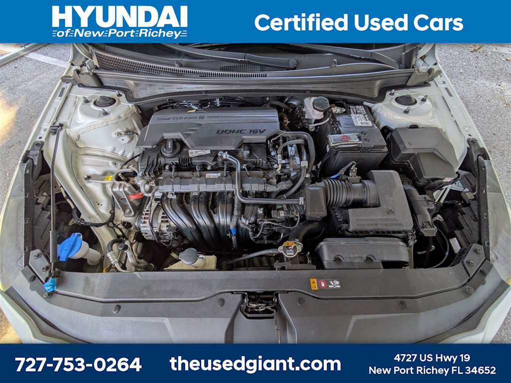 Thumbnail: 2022 Hyundai Elantra - 12