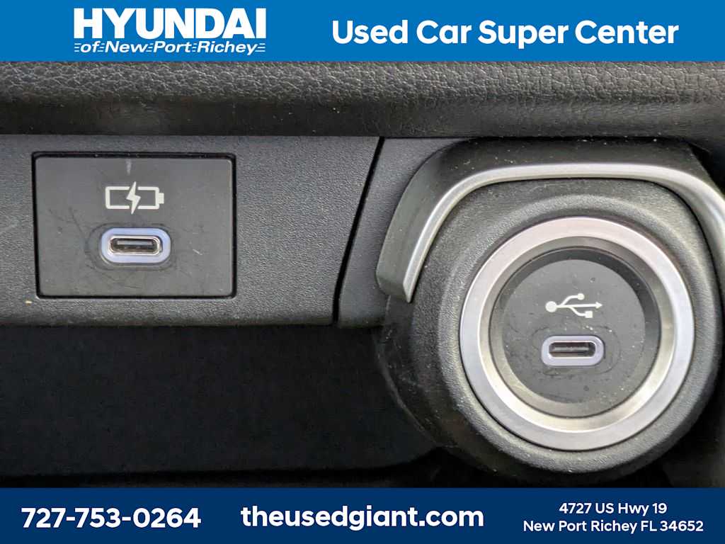 Thumbnail: 2024 Toyota Grand Highlander - 32