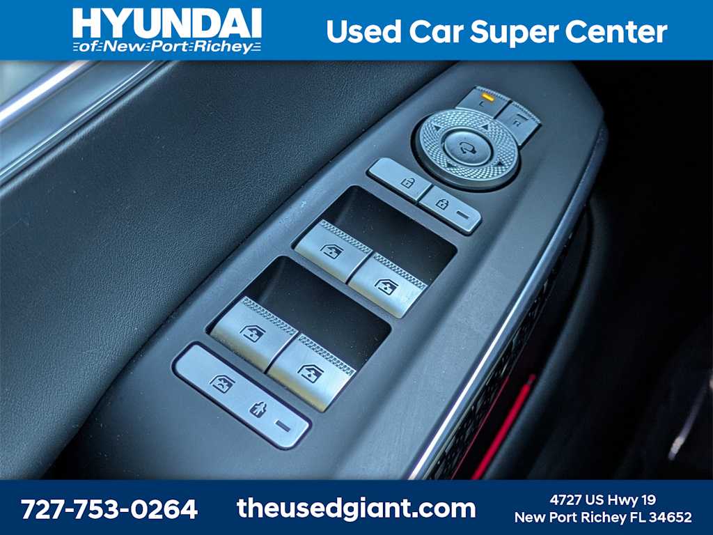 Thumbnail: 2022 Genesis GV70 - 39