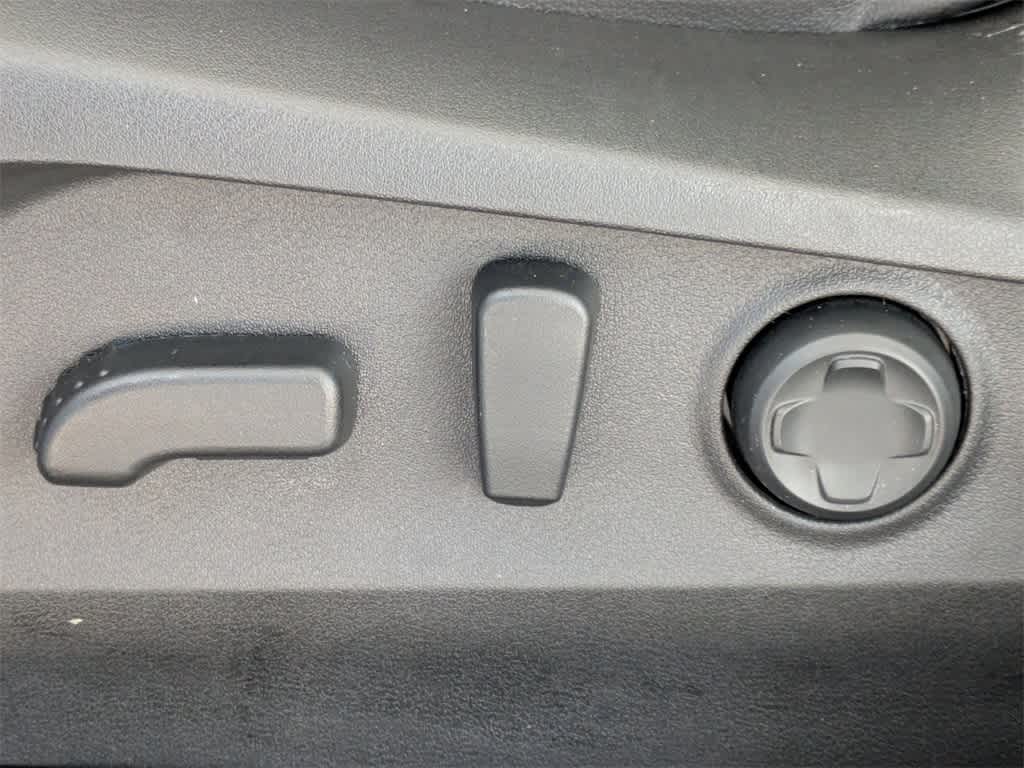 Thumbnail: 2025 Subaru Outback - 23