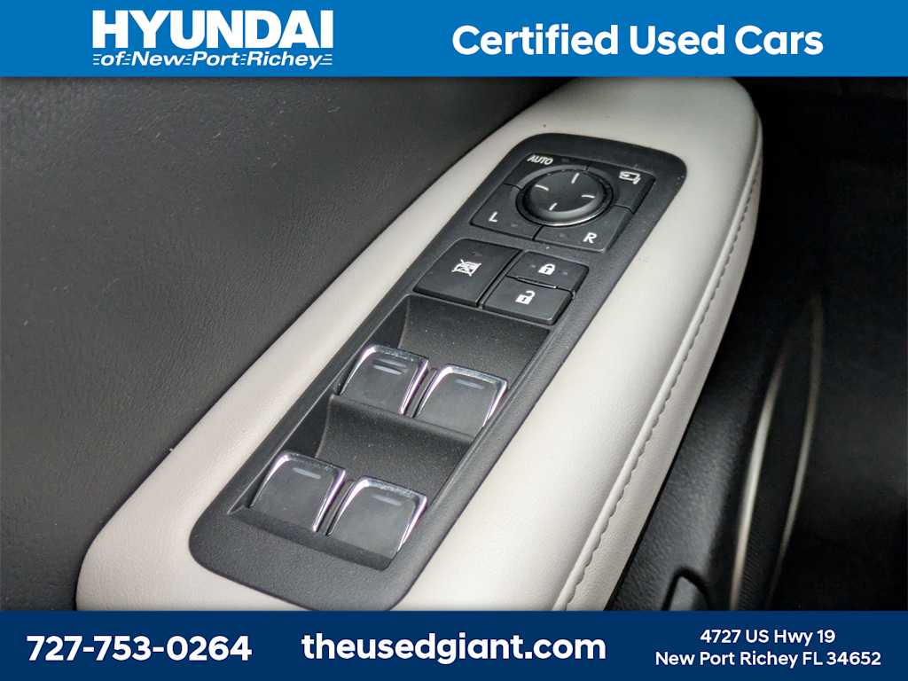 Thumbnail: 2021 Lexus RX - 34