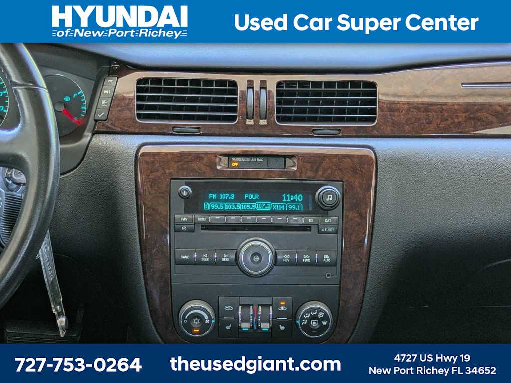 Thumbnail: 2011 Chevrolet Impala - 19