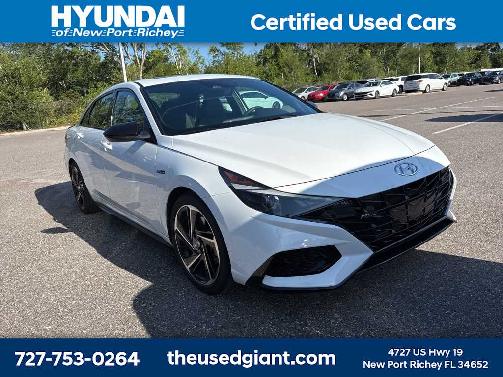 Thumbnail: 2023 Hyundai Elantra - 4