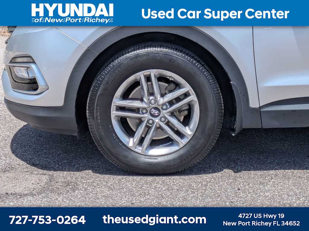 Thumbnail: 2018 Hyundai Santa Fe - 10