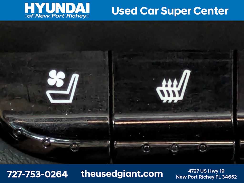 Thumbnail: 2019 Chevrolet Camaro - 23