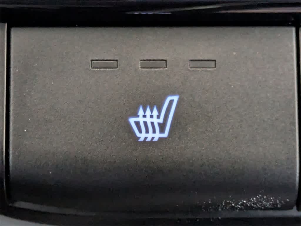 Thumbnail: 2023 Hyundai Elantra - 21