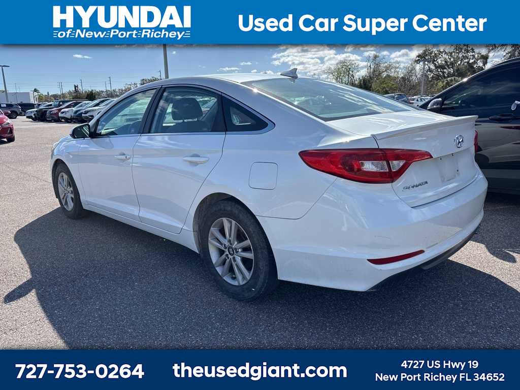 Thumbnail: 2016 Hyundai Sonata - 2