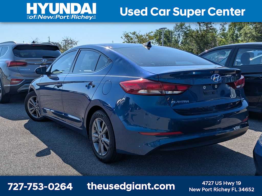 Thumbnail: 2017 Hyundai Elantra - 2