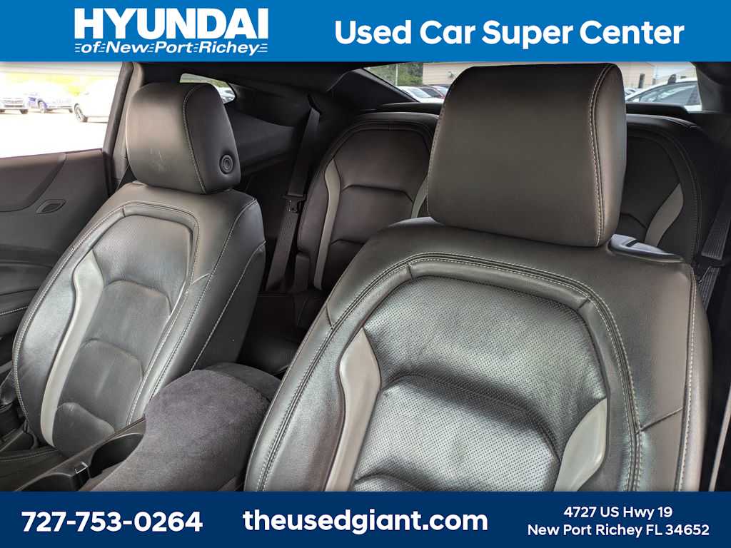 Thumbnail: 2019 Chevrolet Camaro - 7