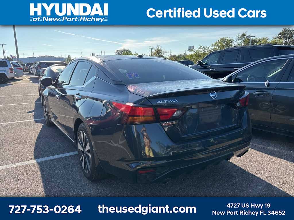 Thumbnail: 2020 Nissan Altima - 2