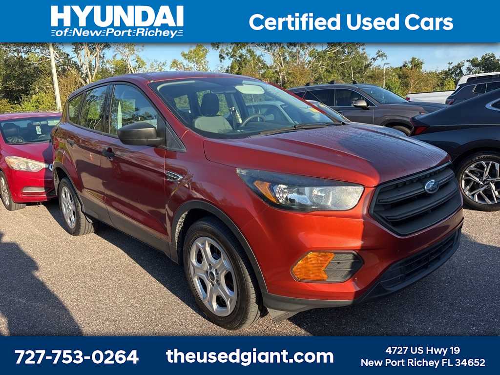 Thumbnail: 2019 Ford Escape - 4