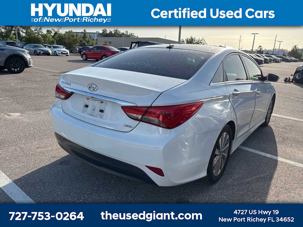Thumbnail: 2014 Hyundai Sonata - 3