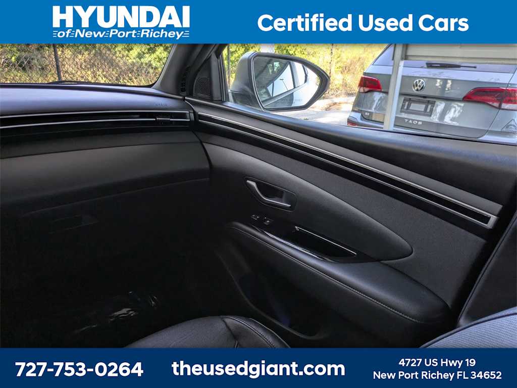 Thumbnail: 2023 Hyundai Santa Cruz - 19