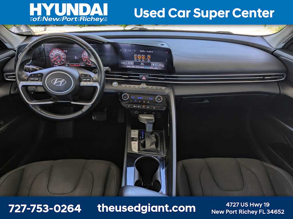 Thumbnail: 2023 Hyundai Elantra - 14