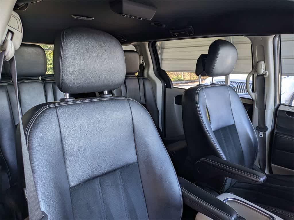 Thumbnail: 2018 Dodge Grand Caravan - 6