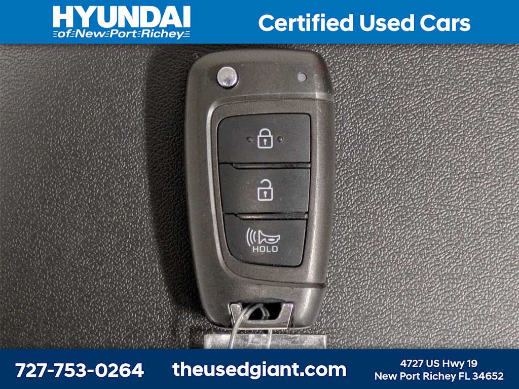 Thumbnail: 2023 Hyundai Venue - 26