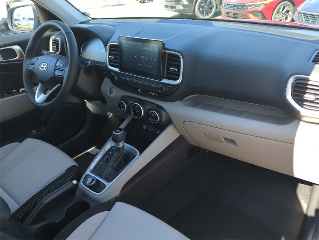 Thumbnail: 2025 Hyundai Venue - 22