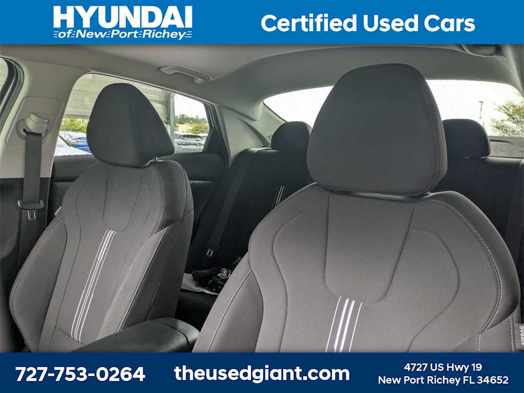 Thumbnail: 2024 Hyundai Elantra - 7