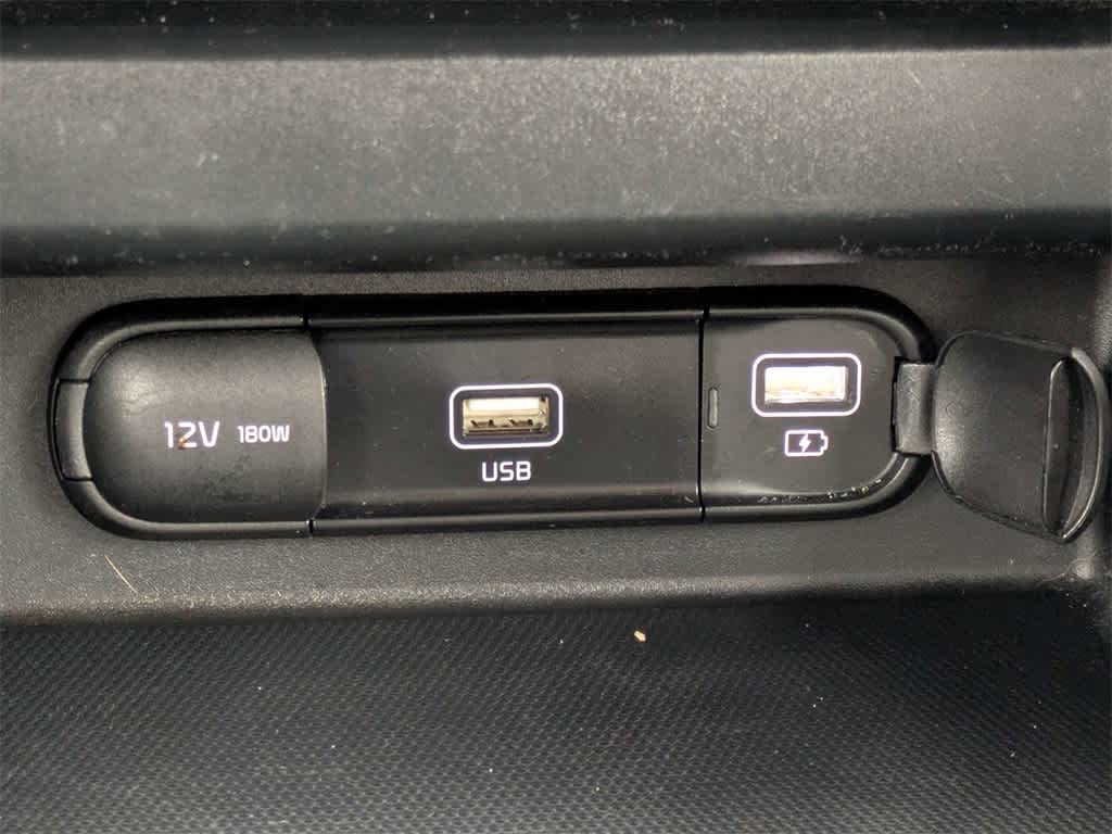 Thumbnail: 2022 Kia Seltos - 24