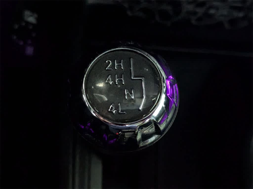 Thumbnail: 2017 Jeep Wrangler - 23