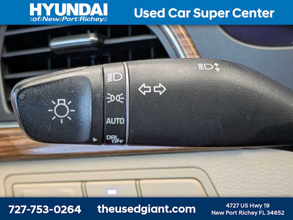 Thumbnail: 2015 Hyundai Sonata - 36