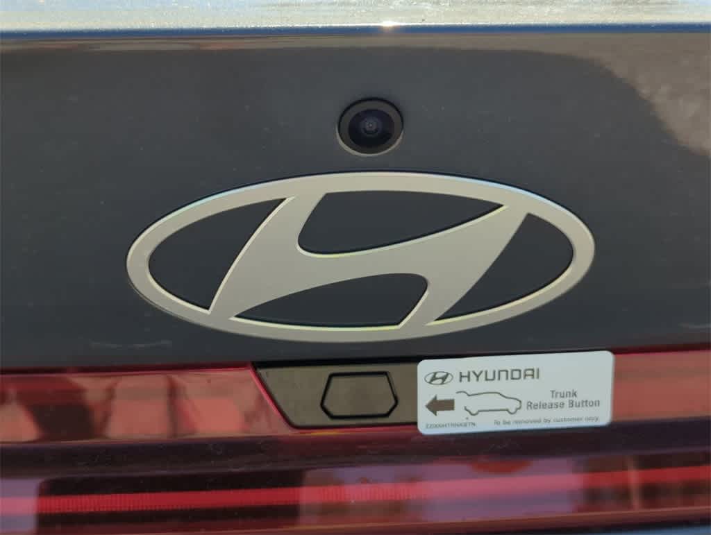 Thumbnail: 2025 Hyundai Elantra - 10