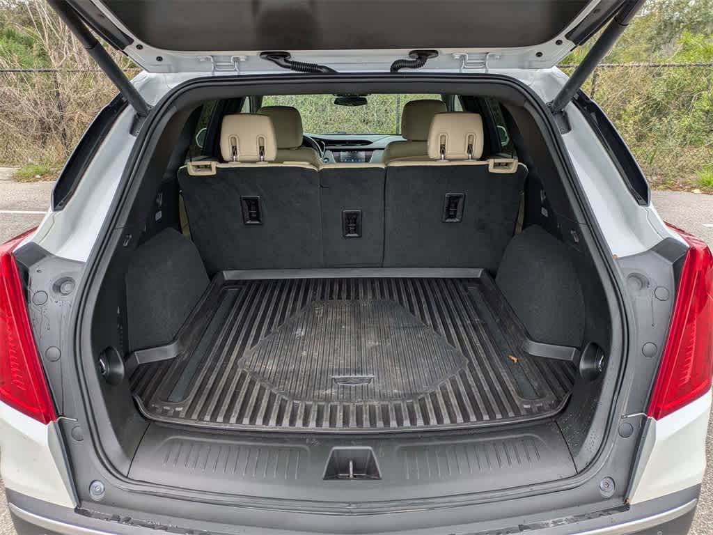 Thumbnail: 2018 Cadillac XT5 - 12