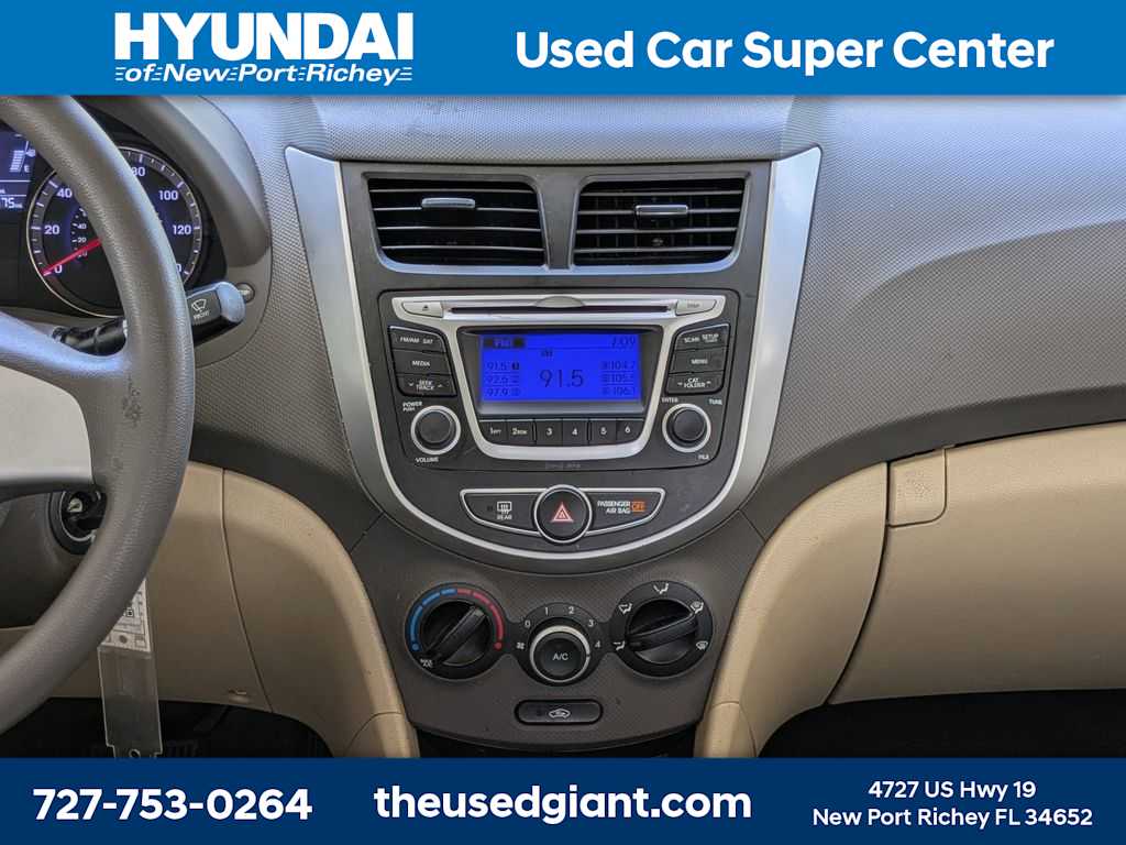 Thumbnail: 2014 Hyundai Accent - 17