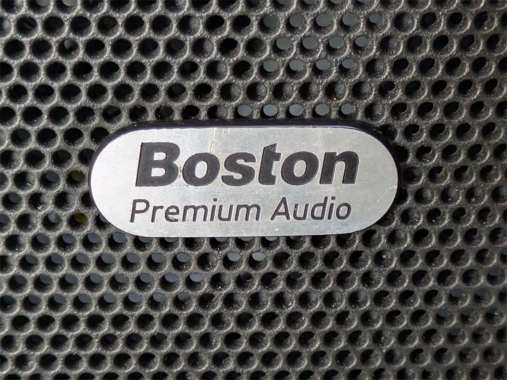 Thumbnail: 2010 Chevrolet Camaro - 30