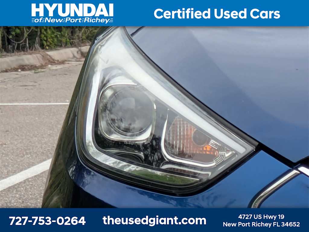 Thumbnail: 2015 Hyundai Tucson - 9