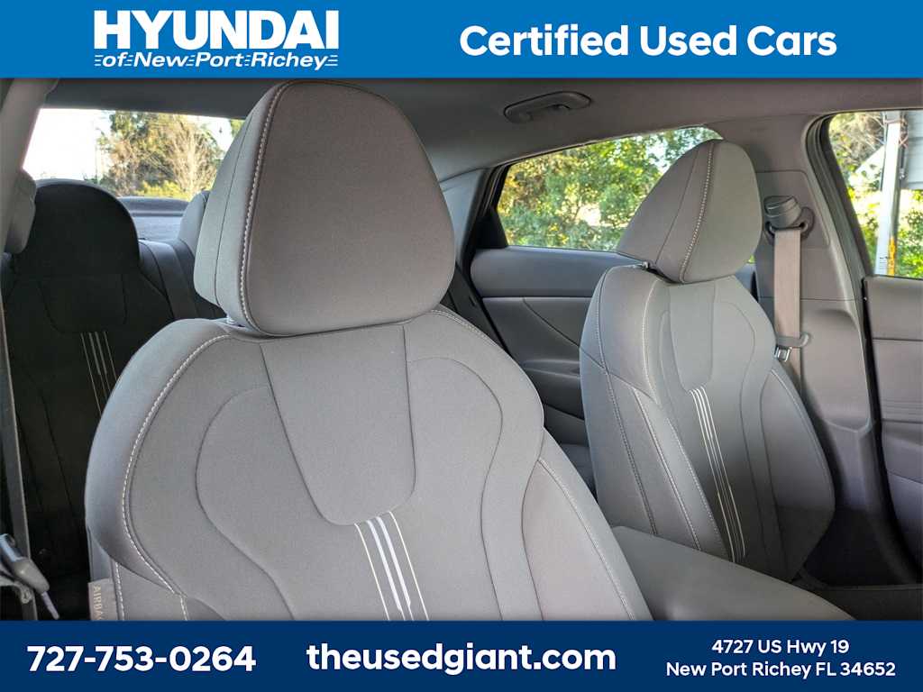 Thumbnail: 2024 Hyundai Elantra - 6