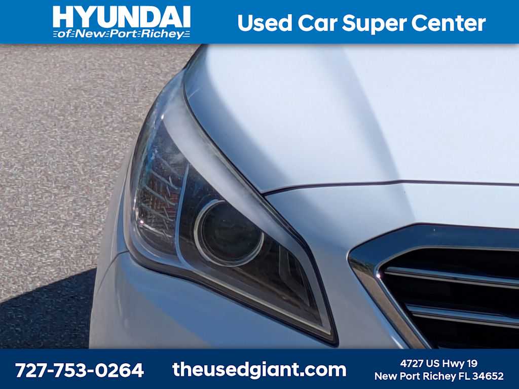 Thumbnail: 2015 Hyundai Sonata - 9