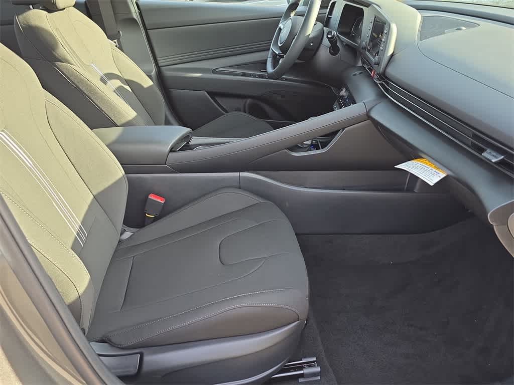 Thumbnail: 2026 Hyundai Elantra - 21