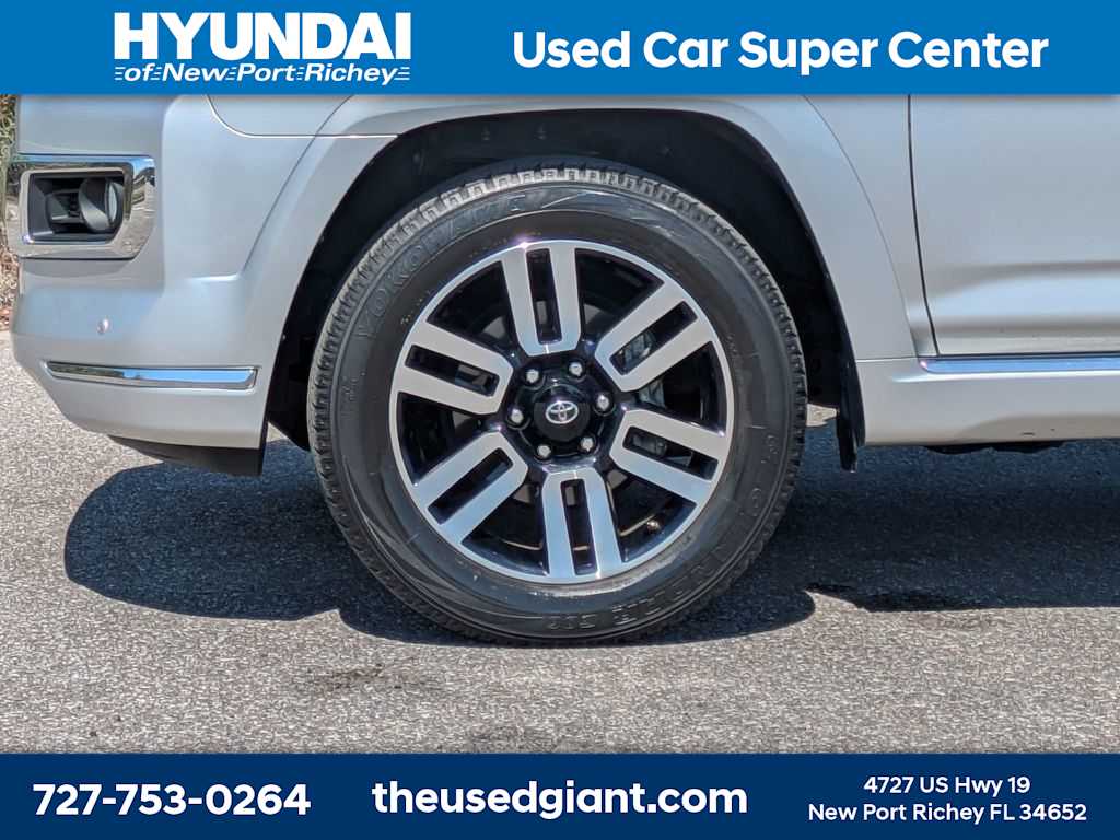 Thumbnail: 2018 Toyota 4Runner - 10