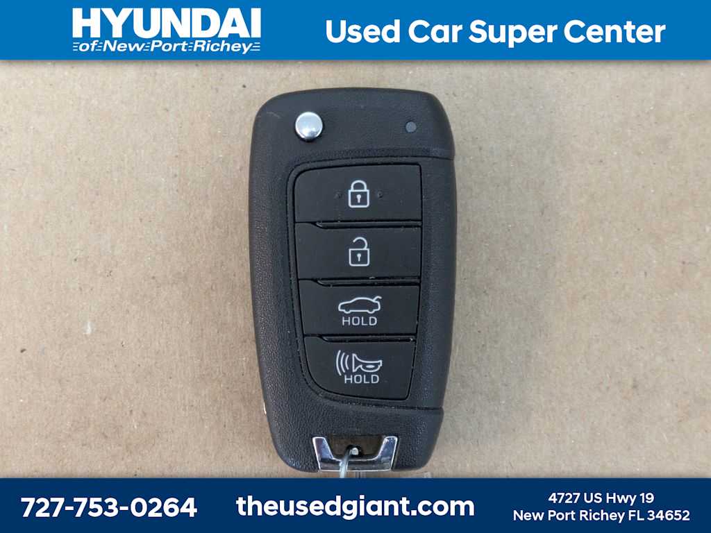Thumbnail: 2025 Hyundai Elantra - 30