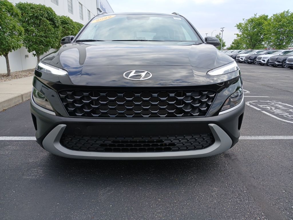 Certified 2022 Hyundai Kona SEL with VIN KM8K6CAB7NU921359 for sale in Noblesville, IN