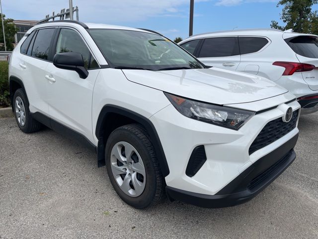 2019 Toyota RAV4 LE photo 2