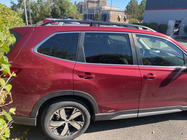2021 Subaru Forester Touring photo 2