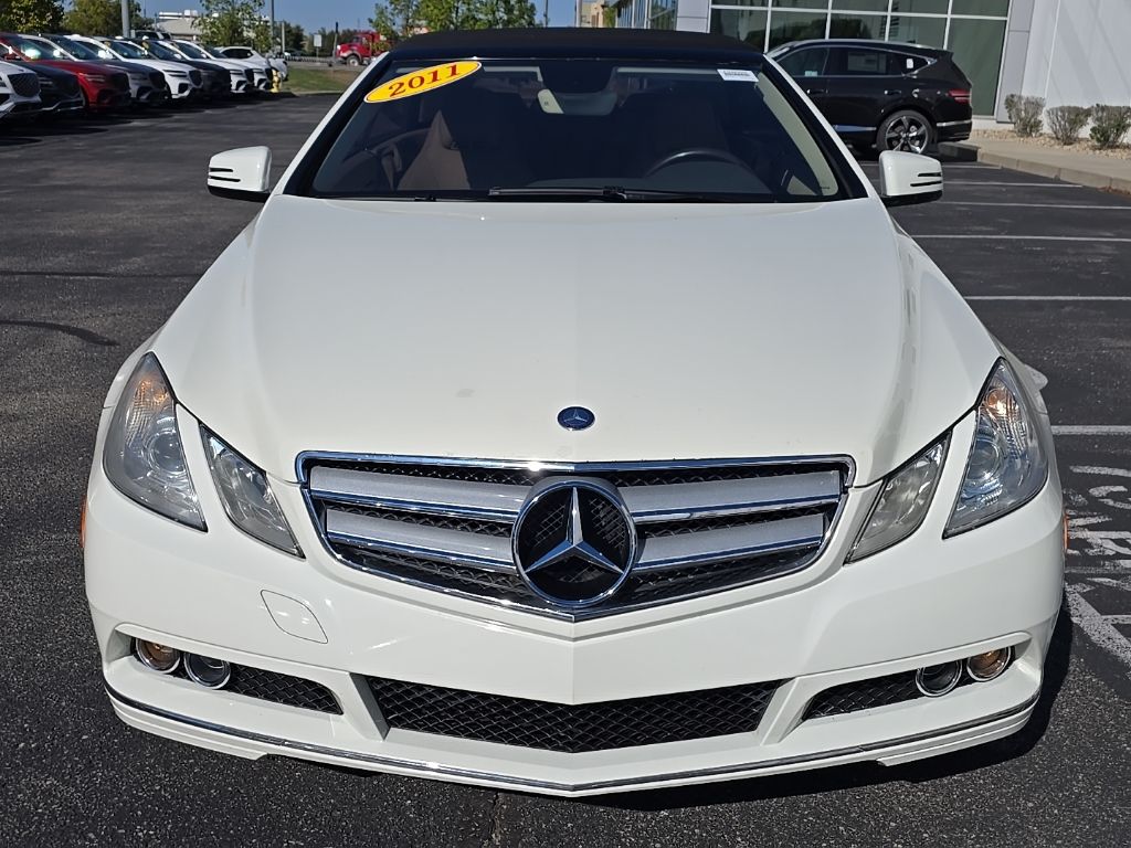 2011 Mercedes Benz E 350 Cabriolet photo 3