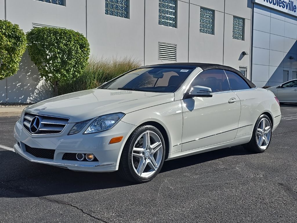 2011 Mercedes Benz E 350 Cabriolet photo 2