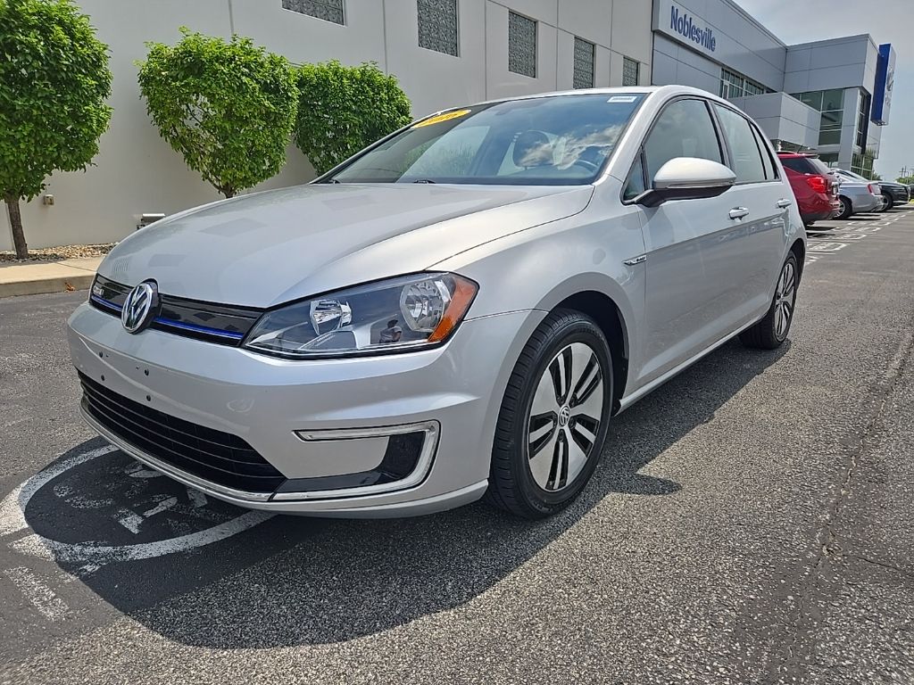 Used 2016 Volkswagen e-Golf e-Golf SE with VIN WVWKP7AU9GW913782 for sale in Noblesville, IN