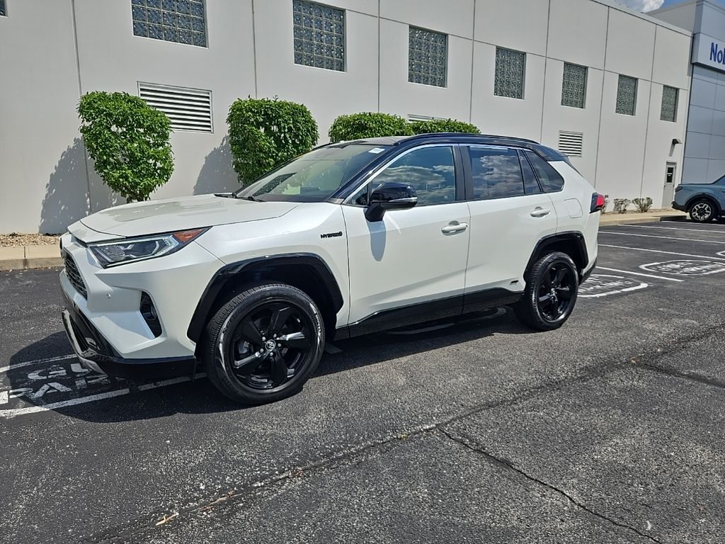 Used 2019 Toyota RAV4 XSE with VIN JTMEWRFV2KD513208 for sale in Noblesville, IN