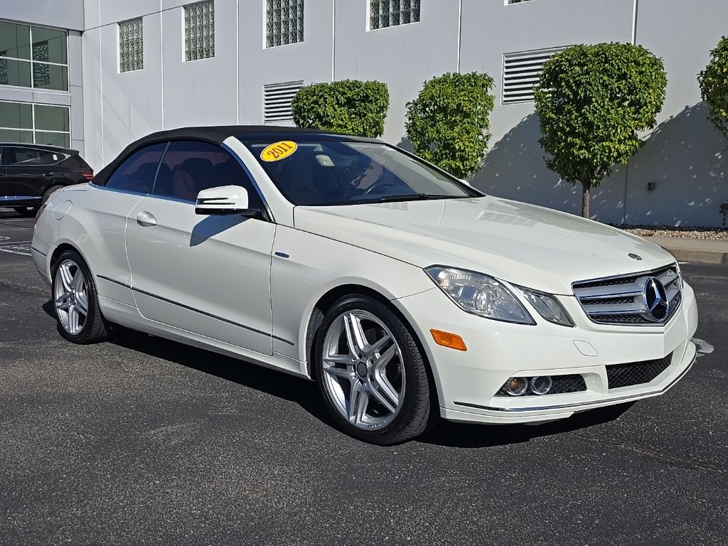 2011 Mercedes Benz E 350 Cabriolet photo 4